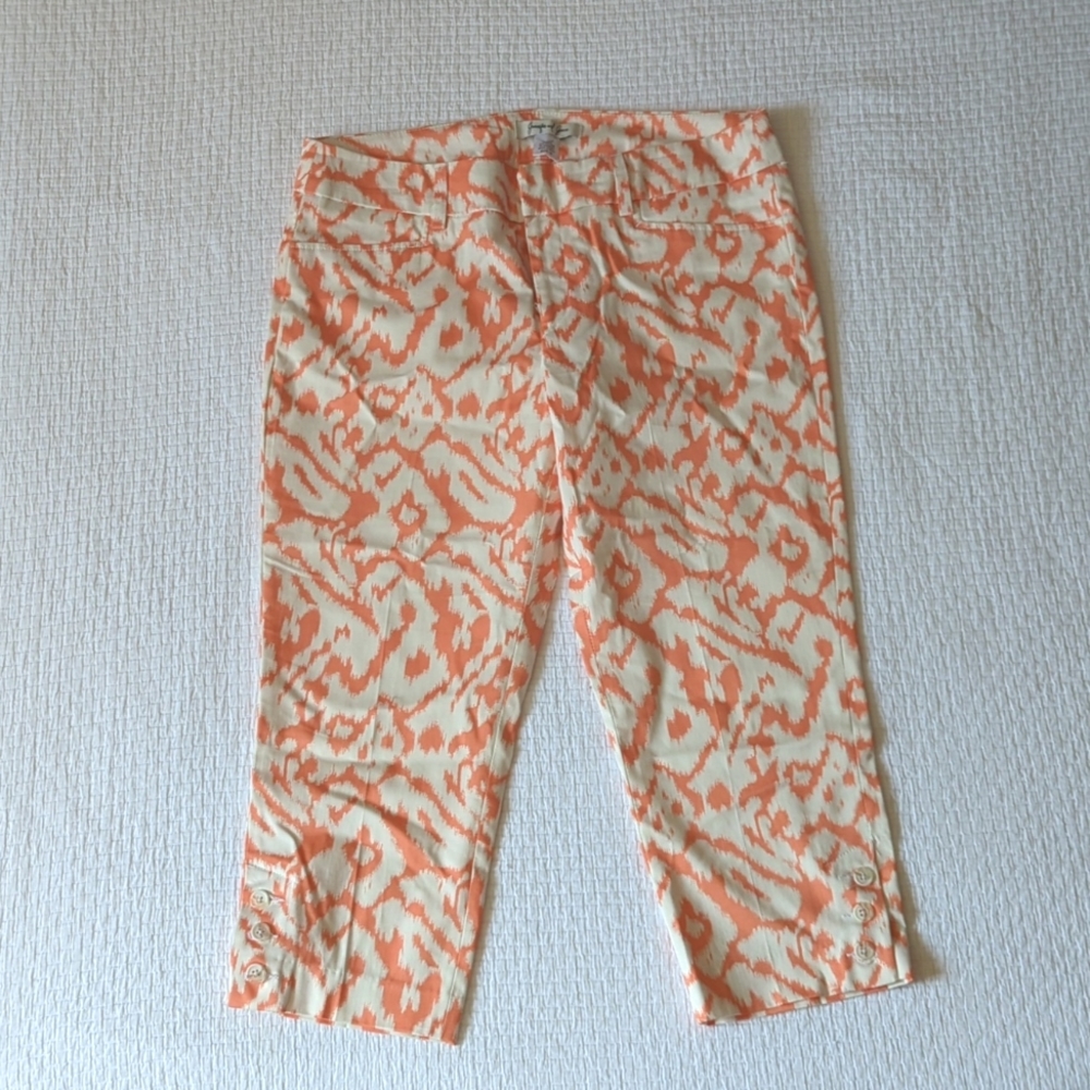 Womens Capris Pants in Fun Coral Colour & Pattern